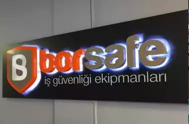 İstanbul Tabela Örnekleri